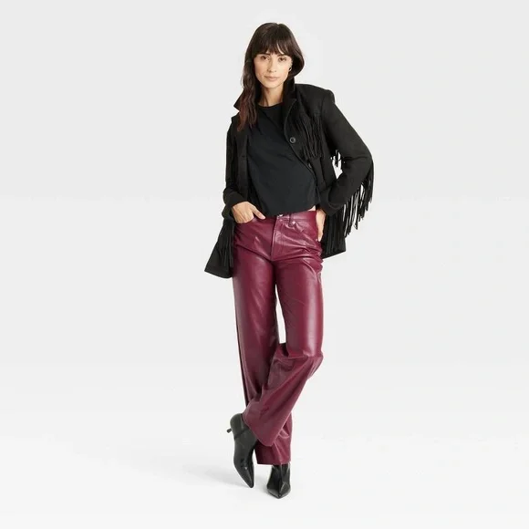 Universal Thread Women’s Burgundy Mid-Rise Faux Leather Baggy Pants Size 12R - Picture 3 of 9